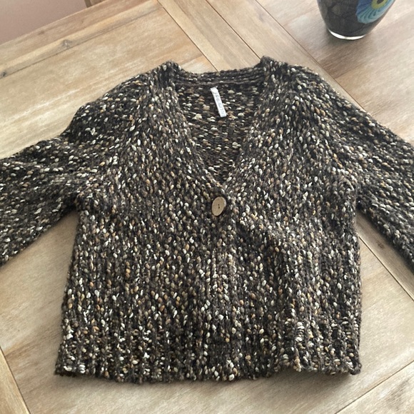 🛍️🛍️ 3 for $5 Cute nubby sweater - Picture 1 of 9
